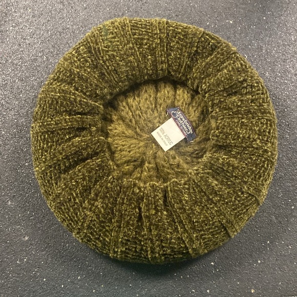 Strawbridge clothier green plush hat - Picture 4 of 4